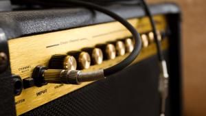 What Apple May be Able to Learn From a Guitar Amplifier Manufacturer